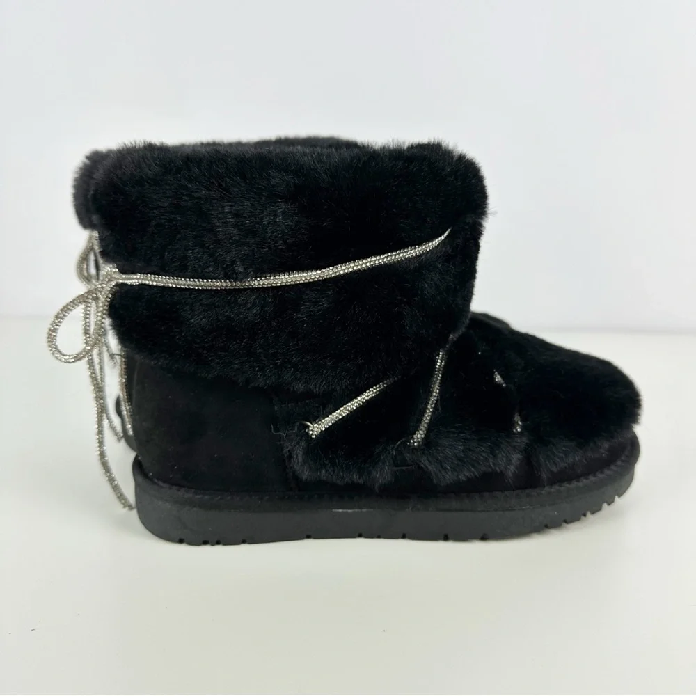 AZALEA WANG Retrograde Alina Black Faux Fur Moon Boots Rhinestone Laces NEW